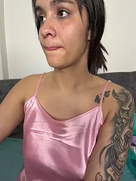 Isabella-Teen online show from January 14, 2:17 am