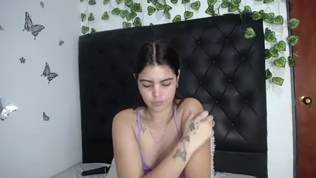 isabel 09 online show from March 22, 12:08 pm