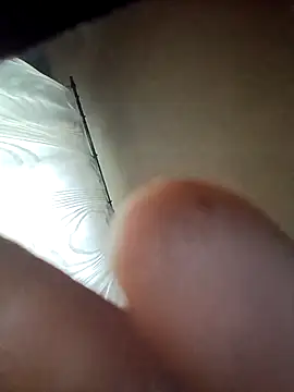 Snapshot of Jarektchurzewski chatting on December 22, 1:41 pm Jarektchurzewski online show from December 22, 1:41 pm