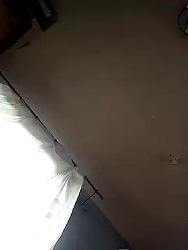 Snapshot of Jarektchurzewski chatting on February 24, 1:42 pm Jarektchurzewski online show from February 24, 1:42 pm