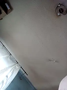 Snapshot of Jarektchurzewski chatting on February 26, 1:54 pm Jarektchurzewski online show from February 26, 1:54 pm