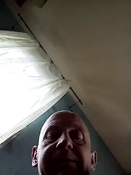 Jarektchurzewski online show from June 7, 1:37 pm