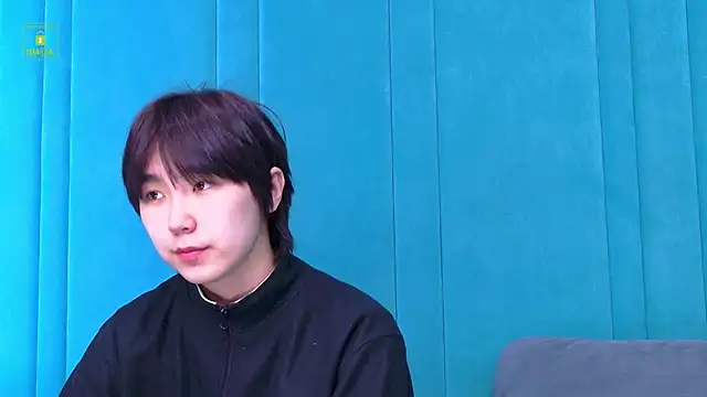 HeejinWang online show from April 10, 8:02 pm