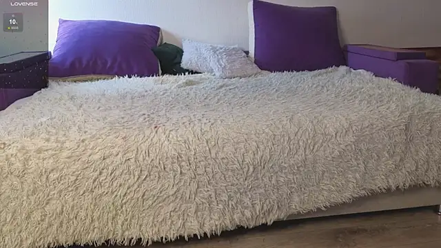 Gentle Ariel online show from April 6, 2:09 am