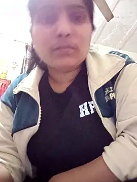 aliya-jaan71 online show from February 4, 9:48 am