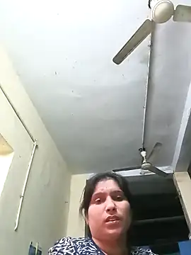 aliya-jaan71 online show from February 7, 6:44 pm