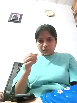 aliya-jaan71 online show from March 20, 4:56 pm