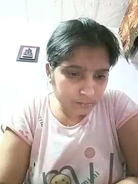 Snapshot of aliya-jaan71 chatting on May 8, 1:05 pm aliya-jaan71 online show from May 8, 1:05 pm