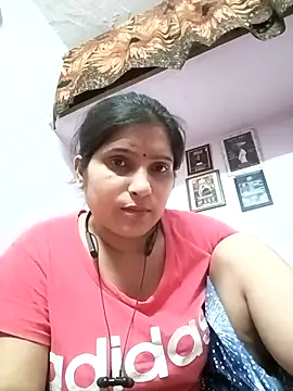 Snapshot of aliya-jaan71 chatting on May 19, 8:04 pm aliya-jaan71 online show from May 19, 8:04 pm