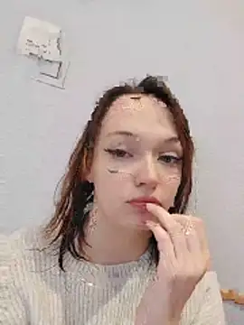 Snapshot of MaitresseMermaid chatting on June 5, 8:53 am MaitresseMermaid online show from June 5, 8:53 am