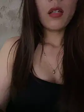 Snapshot of Moon_pusy chatting on June 5, 6:52 am Moon pusy online show from June 5, 6:52 am