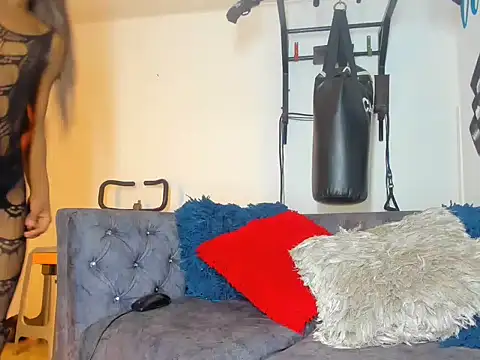 sabrina xxx11 online show from November 30, 11:36 am