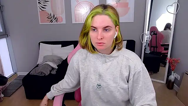 SabrinaRayX online show from March 17, 7:23 am