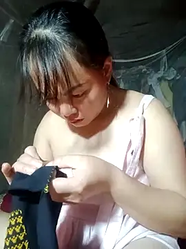 emilyzz online show from November 13, 3:05 am