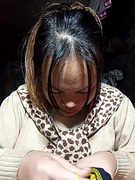 emilyzz online show from January 8, 1:57 pm