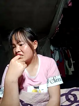 emilyzz online show from February 7, 4:16 am