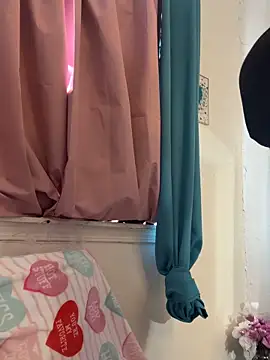 Snapshot of Ariasweetaspie chatting on February 1, 7:45 pm Ariasweetaspie online show from February 1, 7:45 pm