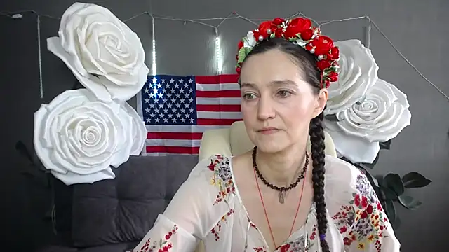 TayaFinch online show from July 4, 10:54 am