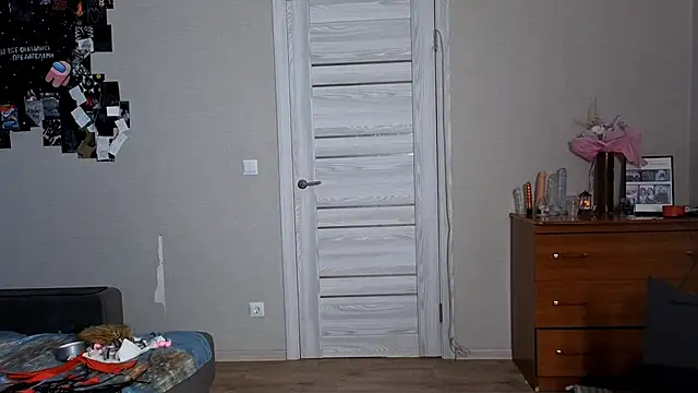 Fafa Fluff online show from February 13, 7:32 pm