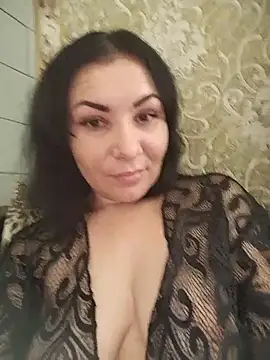 Snapshot of Mia24Blove chatting on July 16, 10:54 am Mia24Blove online show from July 16, 10:54 am
