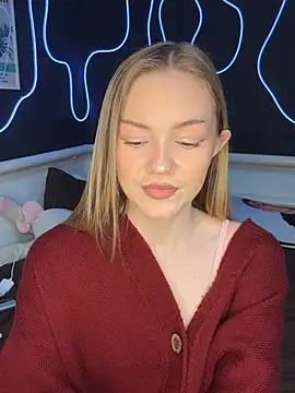 MilaMoone online show from January 14, 11:38 am