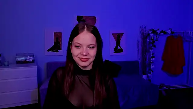 BetsyKiss online show from December 1, 5:12 am