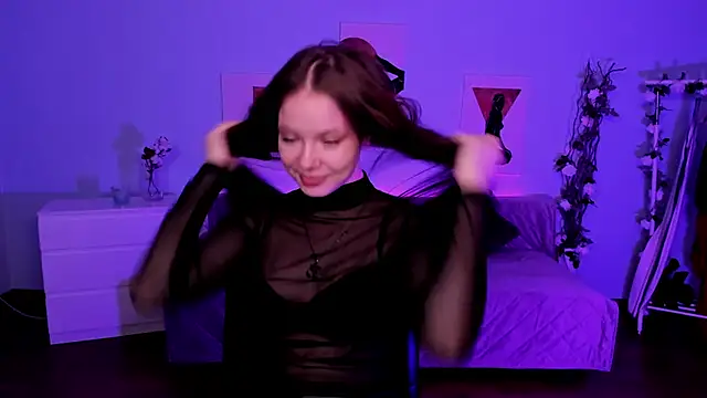 BetsyKiss online show from April 16, 5:14 pm