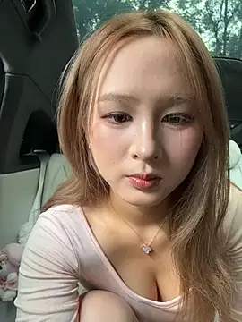 yuki june online show from June 23, 7:28 am