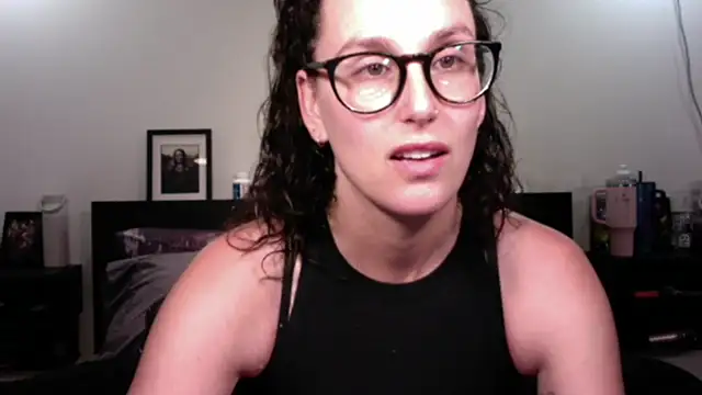 annmarieferrara online show from March 12, 2:29 am