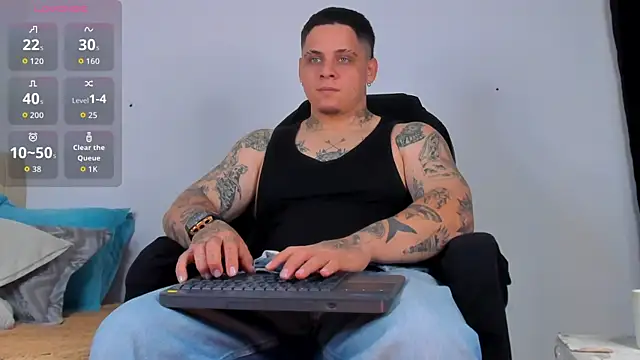 denis munera online show from September 29, 12:32 pm