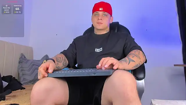 denis munera online show from October 28, 9:46 am