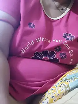 Hot Desi Milf online show from May 26, 4:41 am