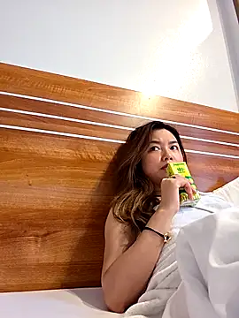 MaiHoang2k online show from October 30, 3:30 am