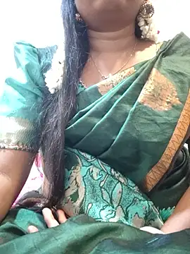 TAMIL AMMUKUTTYY online show from February 13, 6:15 pm