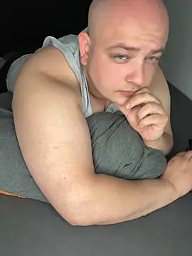 xXLustMolchXx online show from September 28, 8:31 am