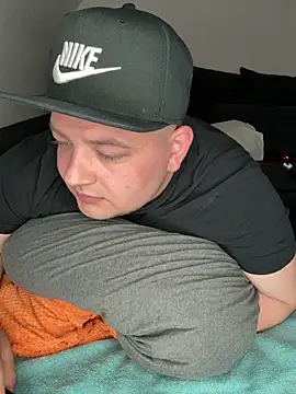 xXLustMolchXx online show from October 3, 7:05 am