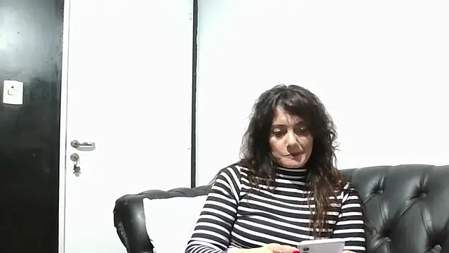 dulcefanny online show from July 5, 4:07 am