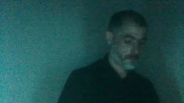 Snapshot of LeLoup49 chatting on February 10, 1:32 am LeLoup49 online show from February 10, 1:32 am