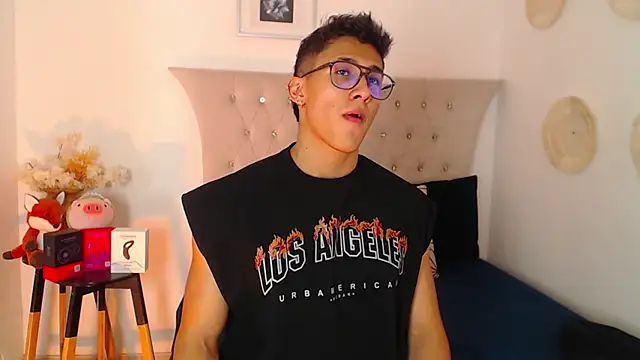 SalvadorFit online show from December 5, 8:27 pm