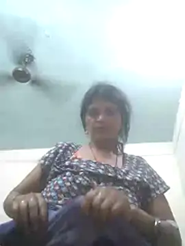 Hott cutgirl online show from May 17, 6:04 pm