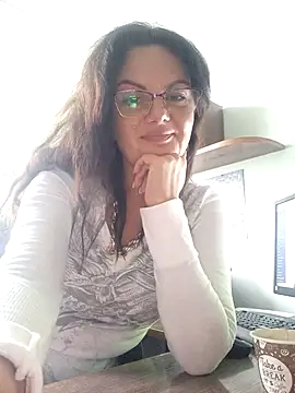 ValeriaLove43211 online show from September 25, 11:14 am