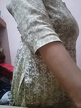Snapshot of Jeya_thakur chatting on July 11, 4:59 am Jeya thakur online show from July 11, 4:59 am