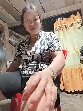 callistra online show from May 23, 1:15 pm