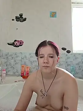 Hot SkinnyGirl online show from June 8, 1:22 pm