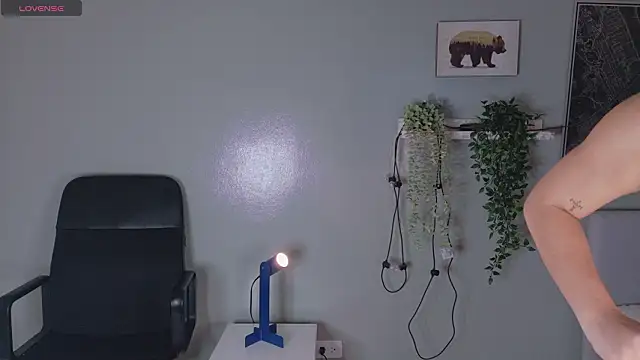 KeendraFox  online show from February 2, 10:36 am