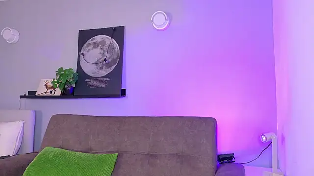 KeendraFox  online show from April 16, 10:05 am