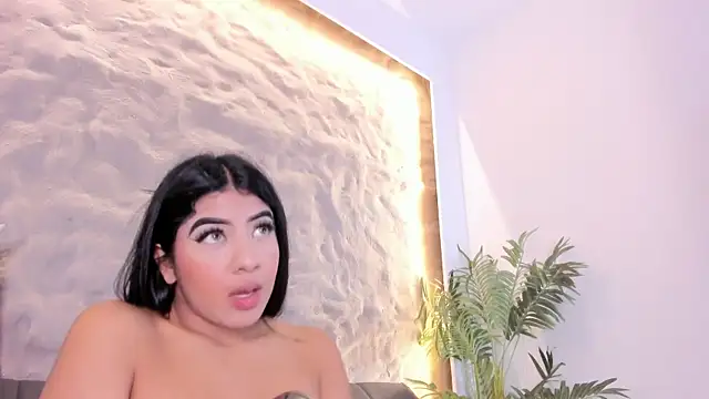 Naomy gyal online show from February 24, 6:50 pm