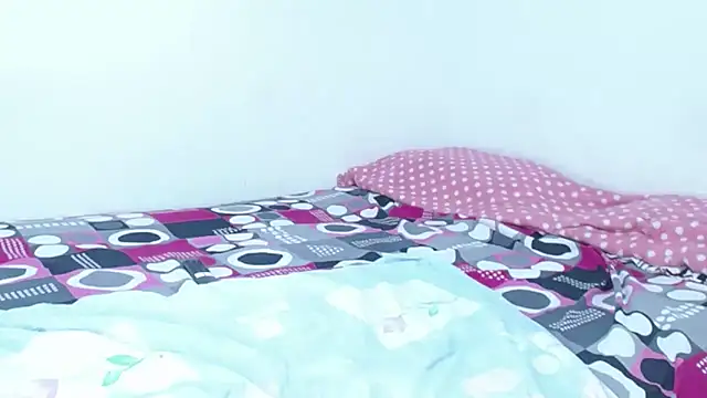 little onixx online show from March 13, 9:49 am