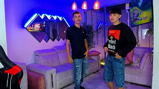 Houseofwarrios online show from April 8, 5:29 am