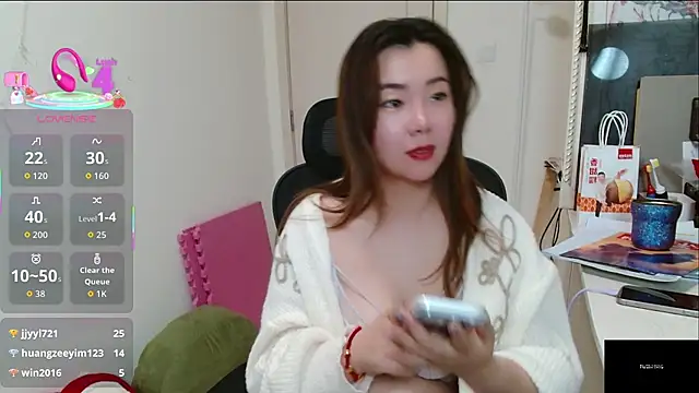 sallycui online show from April 25, 1:25 pm